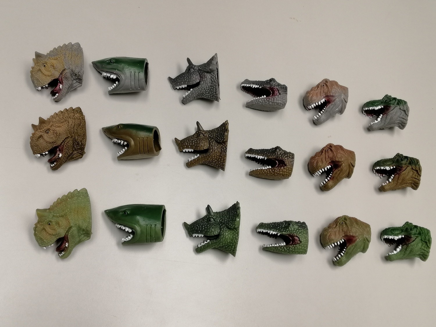 dinosaur finger plays